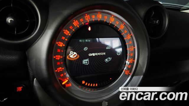 MINI Cooper D Countryman SE 1st 2012 — фото 13