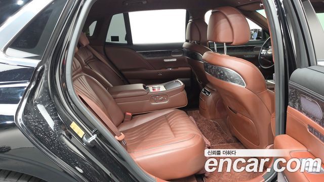 Genesis G90 (RS4) Gasoline 3.5 Turbo AWD 2022 — фото 11