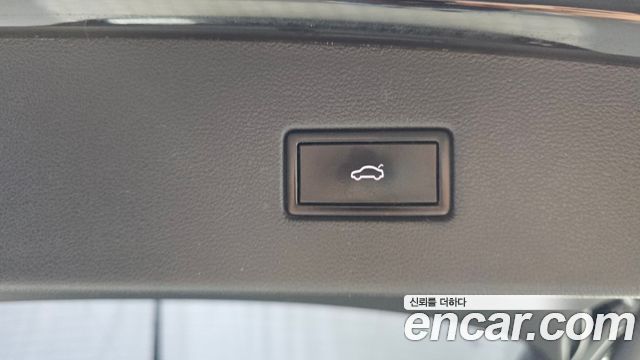 Volkswagen Tiguan Allspace 2.0 TDI Prestige 2020 — фото 17