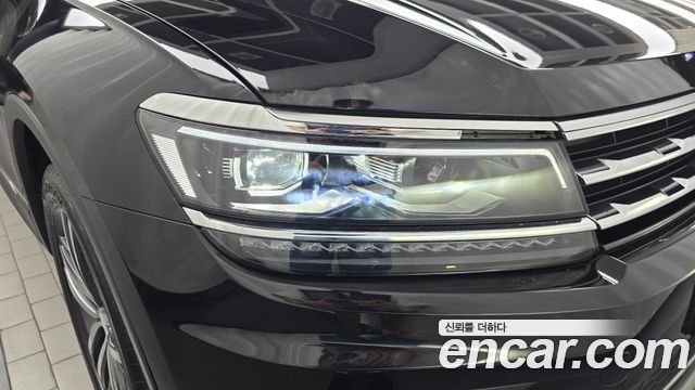 Volkswagen Tiguan Allspace 2.0 TDI Prestige 2020 — фото 22
