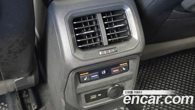 Volkswagen Tiguan Allspace 2.0 TDI Prestige 2020 — фото 31