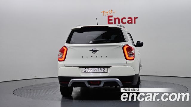 KG Mobility (SsangYong) Tivoli Air Diesel IX 2WD 2017 — фото 4