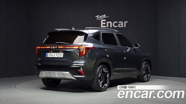 Kia Seltos Gasoline 2.0 2WD Signature 2023 — фото 2