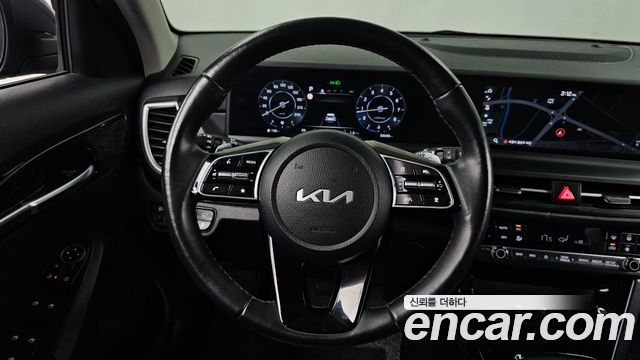 Kia Seltos Gasoline 2.0 2WD Signature 2023 — фото 13