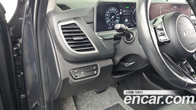 Kia Seltos Gasoline 2.0 2WD Signature 2023 — фото 27