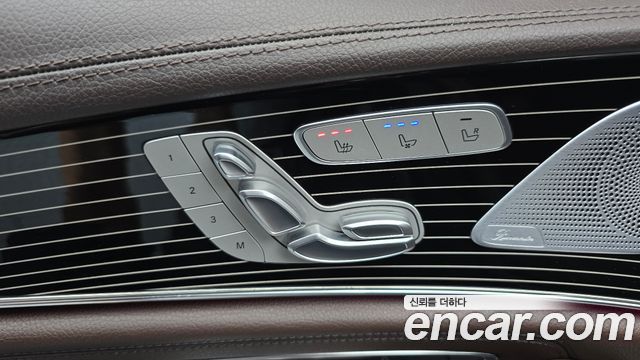 Mercedes-Benz CLS-Class (C257) CLS450 4MATIC AMG Line 2019 — фото 32