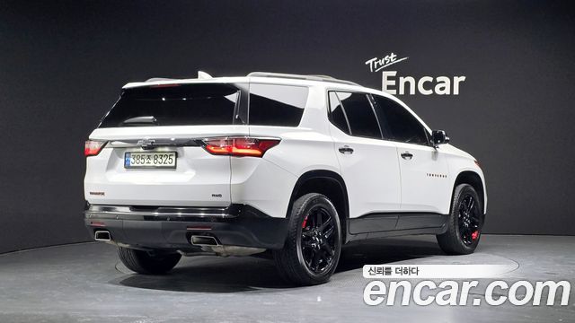 Chevrolet Traverse 3.6 AWD Redline 2021 — фото 2