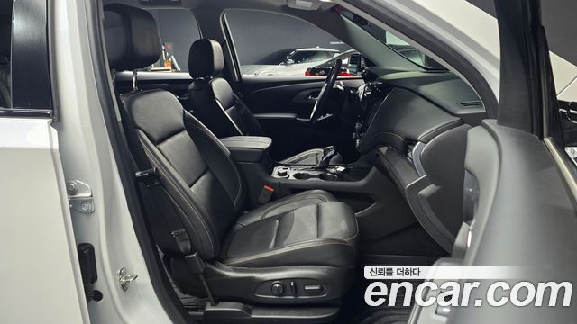 Chevrolet Traverse 3.6 AWD Redline 2021 — фото 10