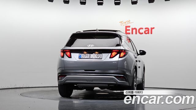Hyundai Tucson Hybrid (NX4) HEV 1.6 4WD Premium 2024 — фото 4