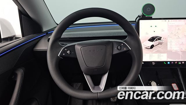 Tesla Model Y Long Range AWD 2025 — фото 13