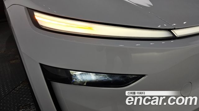 Tesla Model Y Long Range AWD 2025 — фото 22