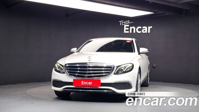 Mercedes-Benz E-Class (W213) E300 4MATIC Exclusive 2019 — фото 3