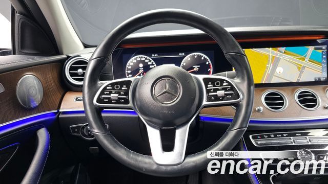 Mercedes-Benz E-Class (W213) E300 4MATIC Exclusive 2019 — фото 13