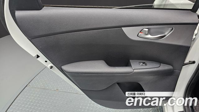 Kia K3 (II) 1.6 Prestige 2022 — фото 25