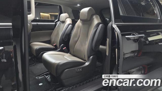 Kia Carnival (IV) HEV 9seater Gravity 2025 — фото 12