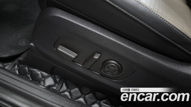 Kia Carnival (IV) HEV 9seater Gravity 2025 — фото 33
