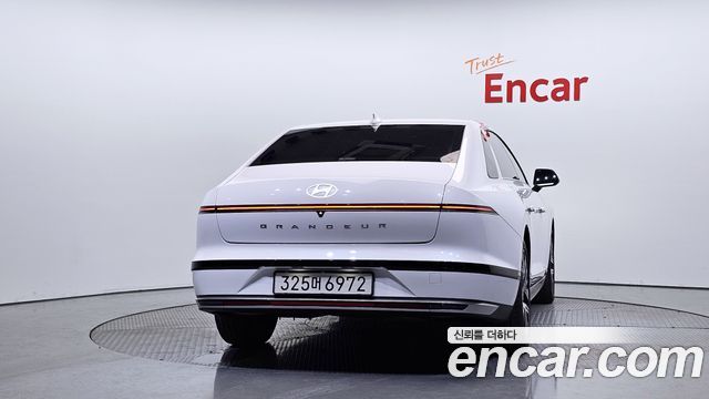 Hyundai Grandeur (GN7) 3.5 LPG 2WD Premium 2023 — фото 4
