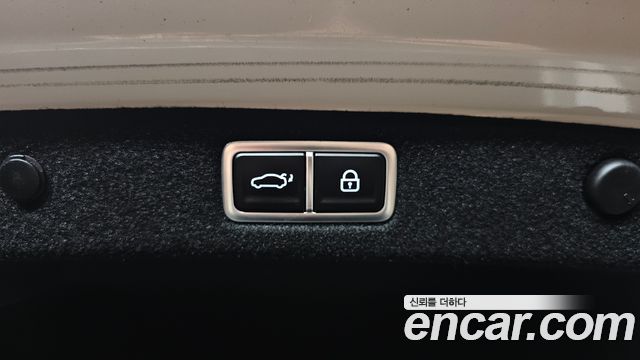 Hyundai Grandeur (GN7) 3.5 LPG 2WD Premium 2023 — фото 20