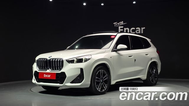 BMW X1 (U11) xDrive 20i M Sport 2025 — фото 1