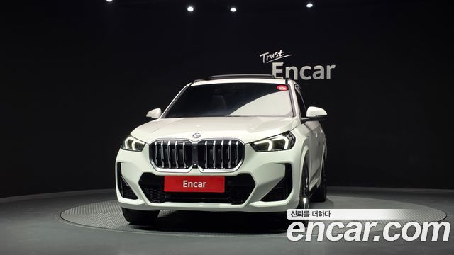 BMW X1 (U11) xDrive 20i M Sport 2025 — фото 3