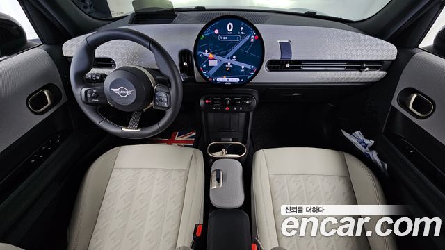 MINI Cooper S (IV) 5 Door Favoured 2025 — фото 7