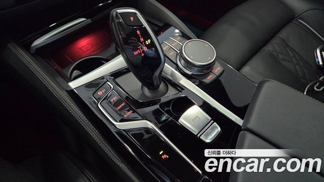 BMW 5 Series (G30) 530i M Sport Package 2023 — фото 9