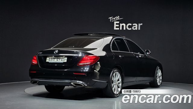 Mercedes-Benz E-Class (W213) E300 Exclusive 2019 — фото 2