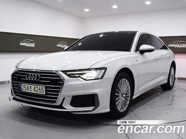 Audi A6 (C8) 45 TFSI Premium 2021 — фото 1