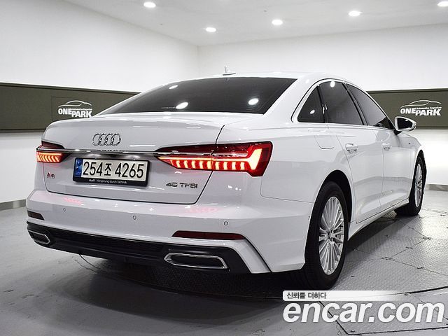 Audi A6 (C8) 45 TFSI Premium 2021 — фото 3