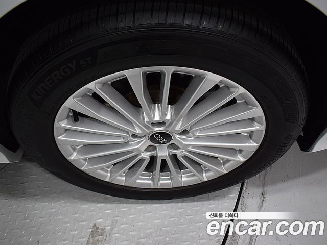 Audi A6 (C8) 45 TFSI Premium 2021 — фото 21