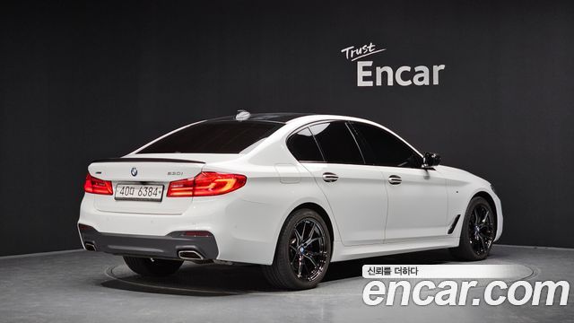 BMW 5 Series (G30) 530i xDrive M Sport Package Plus 2017 — фото 2