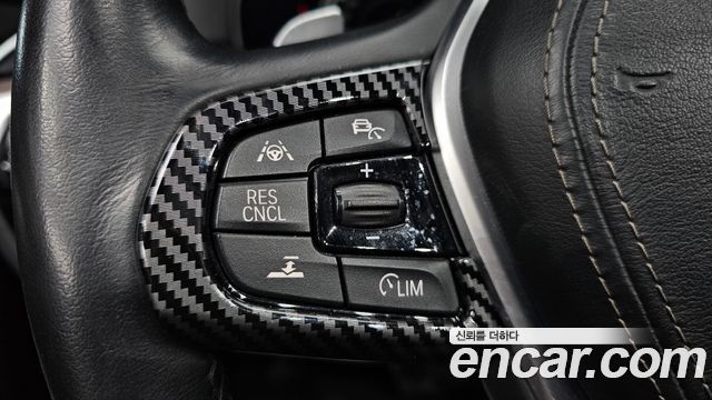 BMW 5 Series (G30) 530i xDrive M Sport Package Plus 2017 — фото 17