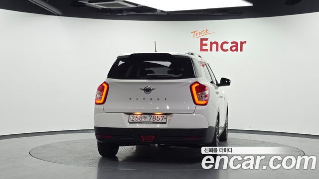 KG Mobility (SsangYong) Tivoli Air Diesel IX 4WD 2019 — фото 4