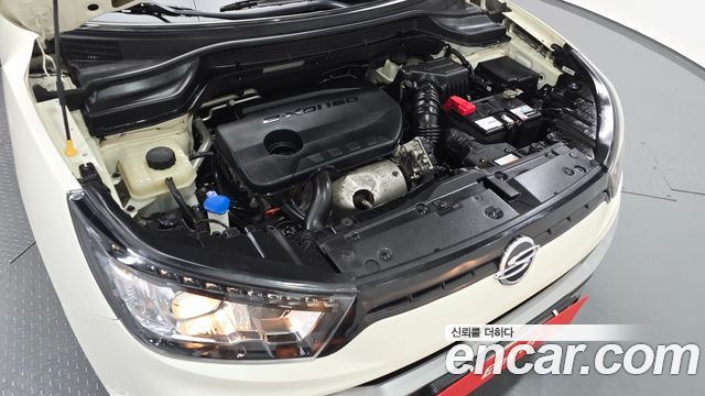 KG Mobility (SsangYong) Tivoli Air Diesel IX 4WD 2019 — фото 6