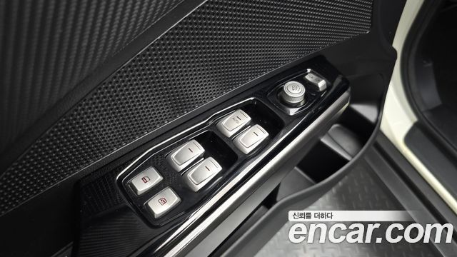 KG Mobility (SsangYong) Tivoli Air Diesel IX 4WD 2019 — фото 27