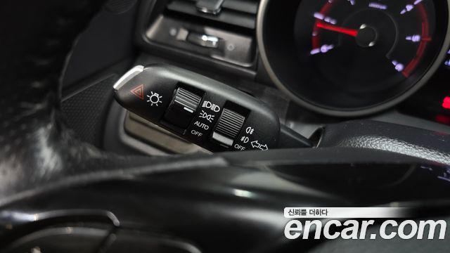 KG Mobility (SsangYong) Tivoli Air Diesel IX 4WD 2019 — фото 32