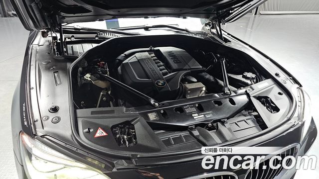 BMW 7 Series (F01) 740i 2014 — фото 6