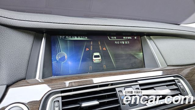 BMW 7 Series (F01) 740i 2014 — фото 16