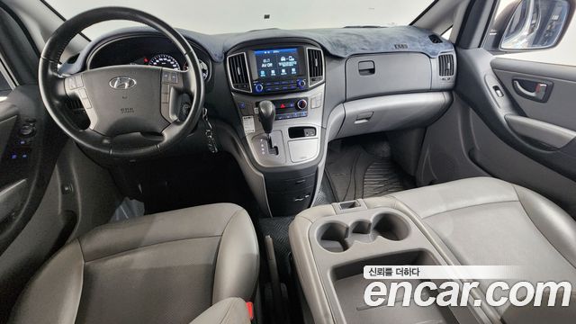 Hyundai Grand Starex Van 3-Seater Smart 2021 — фото 7