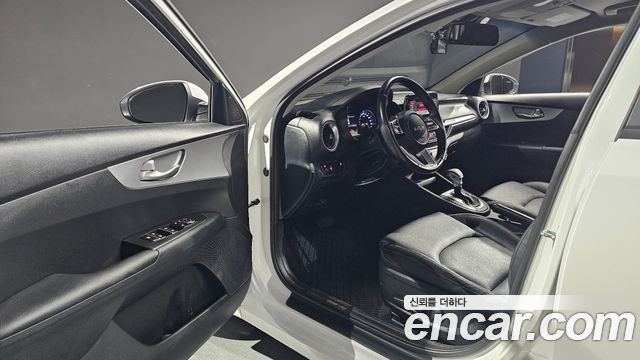Kia K3 (II) 1.6 Prestige 2022 — фото 10