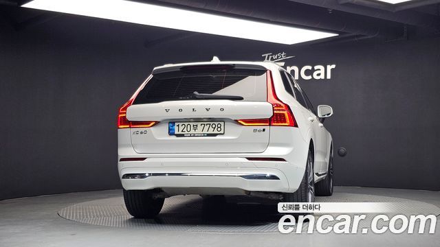 Volvo XC60 (II) B6 Inscirtion 2022 — фото 4