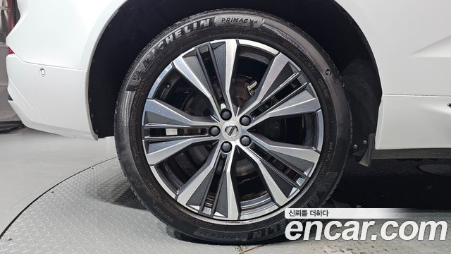 Volvo XC60 (II) B6 Inscirtion 2022 — фото 5