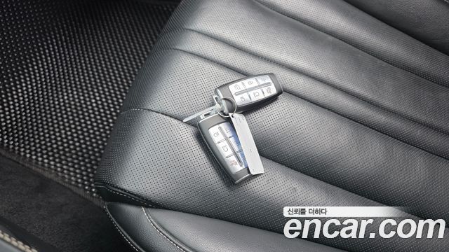 Genesis GV80 3.0 Diesel 2WD 2021 — фото 18