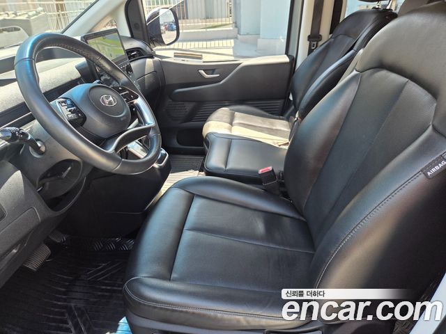 Hyundai Staria Tourer 11-Seater Modern 2023 — фото 10