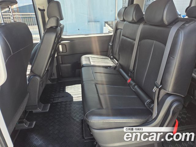 Hyundai Staria Tourer 11-Seater Modern 2023 — фото 22