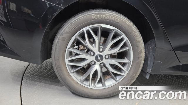 Kia K5 (III) 2.0 Noblesse 2023 — фото 5