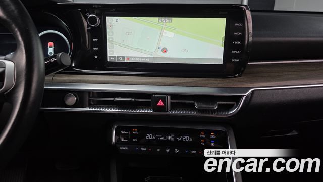 Kia K5 (III) 2.0 Noblesse 2023 — фото 30