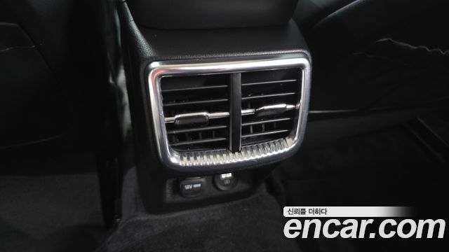 Kia K5 (III) 2.0 Noblesse 2023 — фото 31