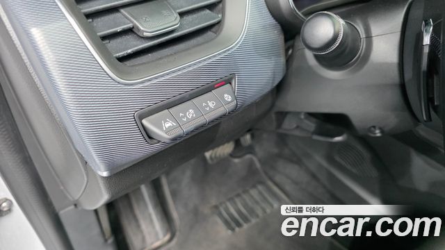 Renault Korea XM3 1.3 TCe RE Signature 2023 — фото 19