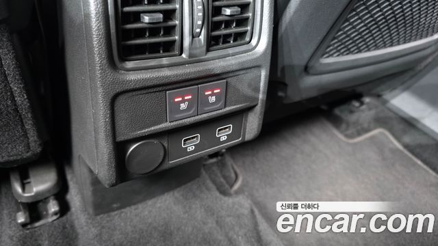 Renault Korea XM3 1.3 TCe RE Signature 2023 — фото 31